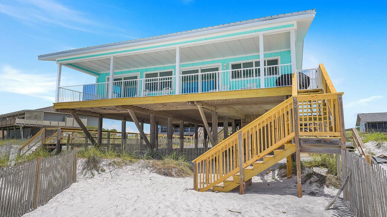 Photo of Patio Balcony in Dune Allen Beach