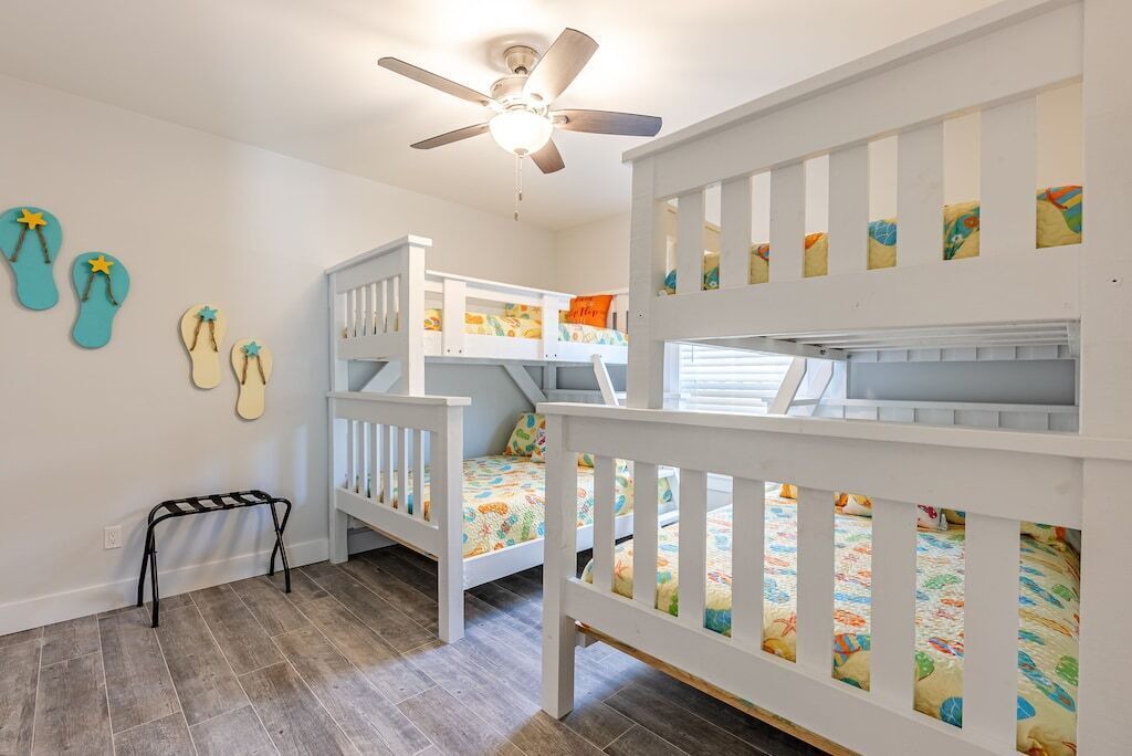 Photo of Bedroom in Riviera Beach