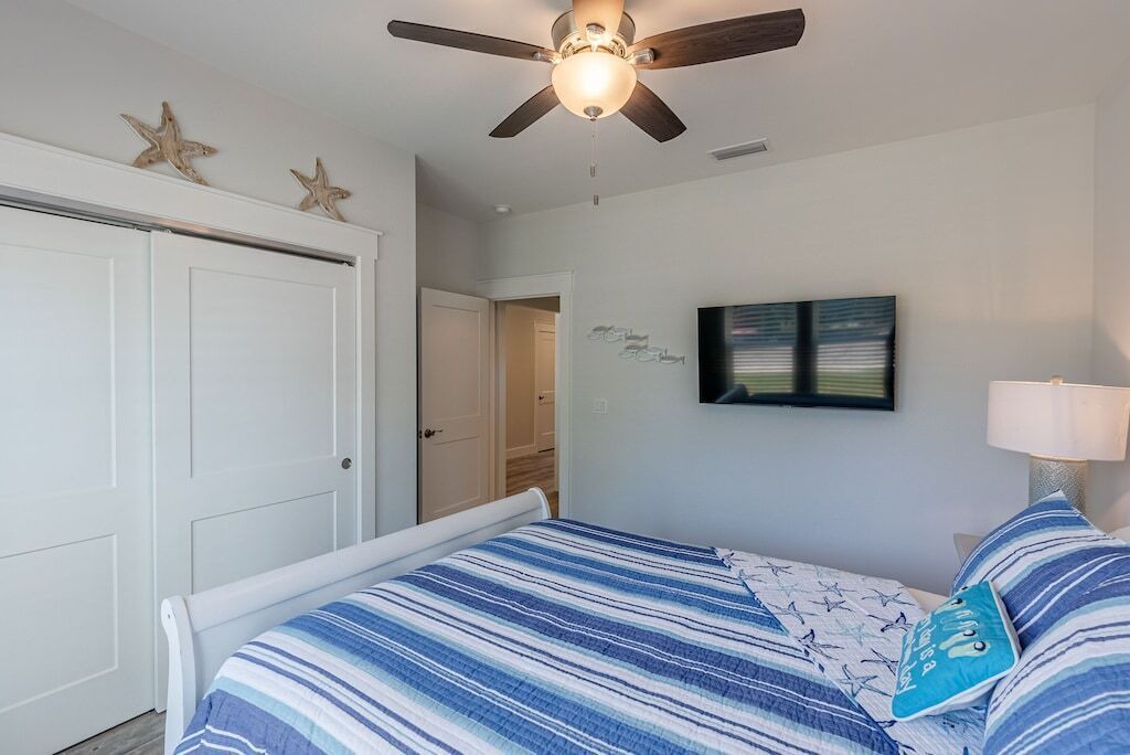 Photo of Bedroom in Riviera Beach