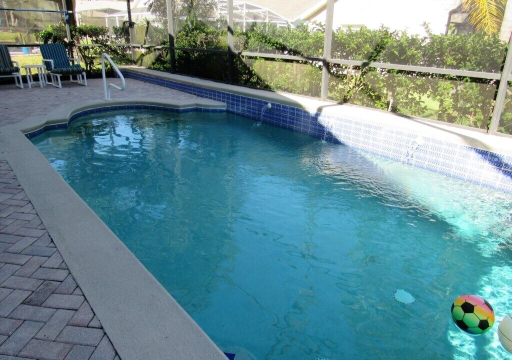 Photo of Outdoor in Orange Tree