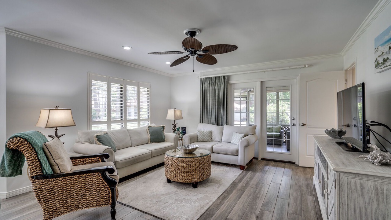 Photo of Livingroom in Miramar Beach
