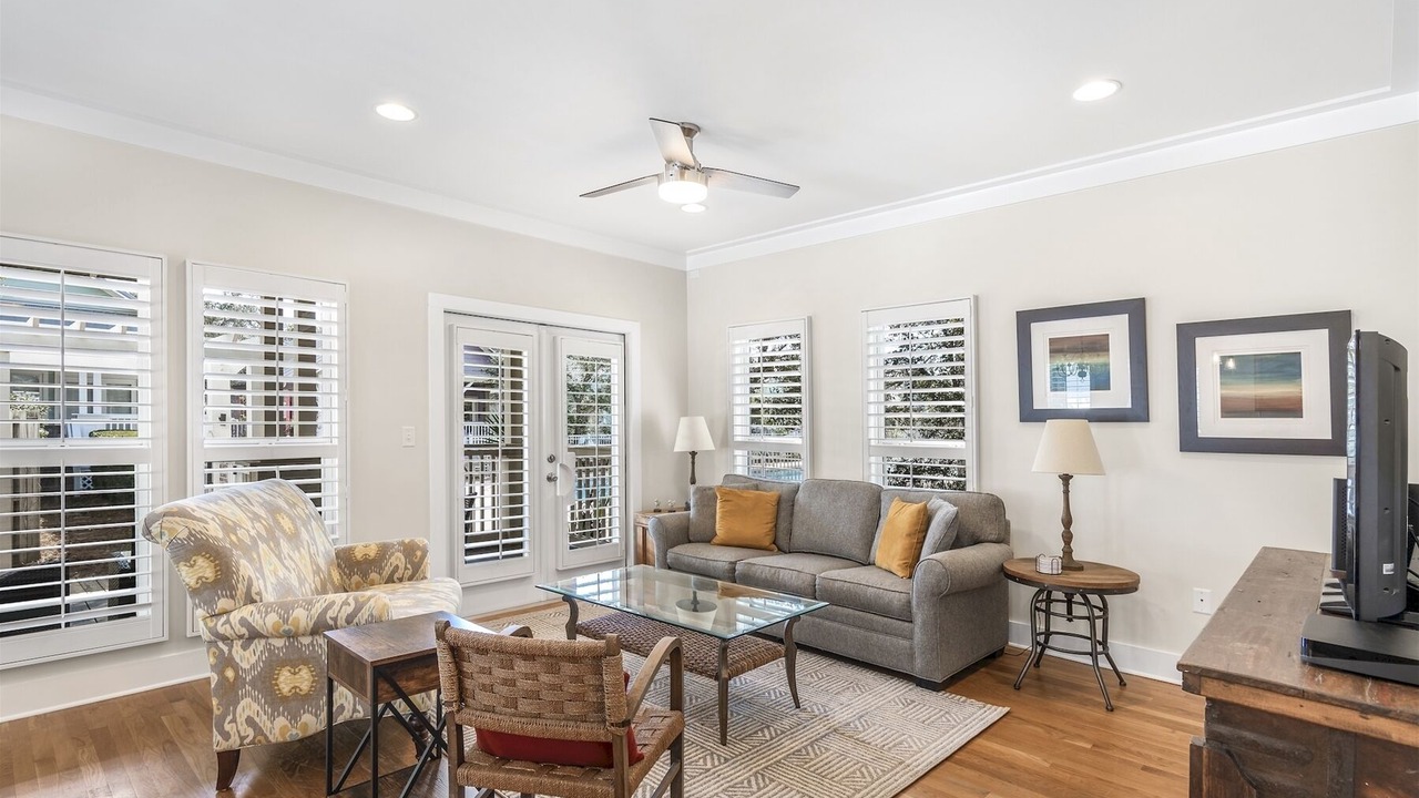 Photo of Livingroom in Seacrest