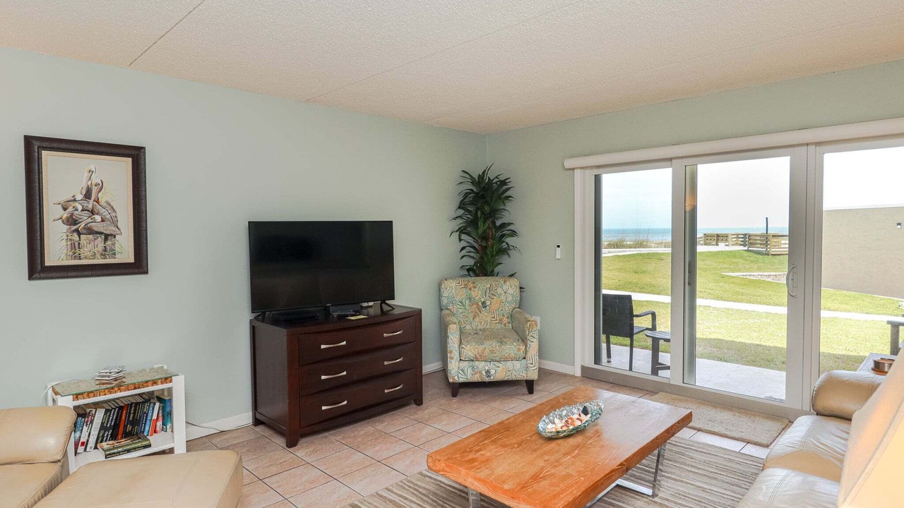 Photo of Bedroom in Crescent Beach