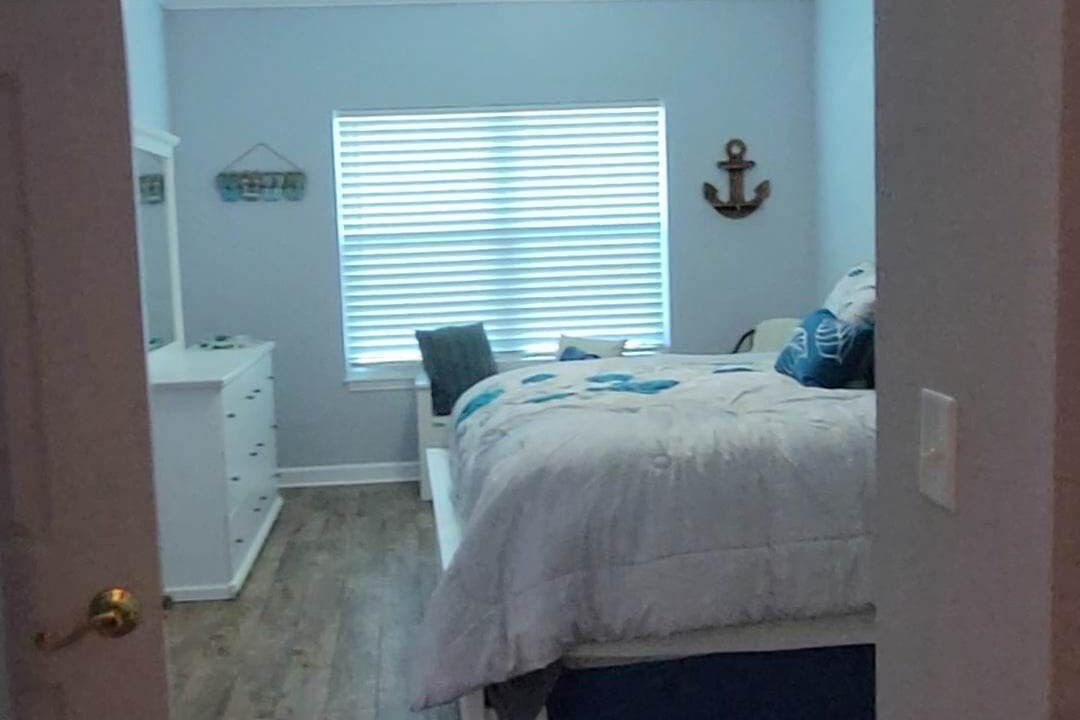 Photo of Bedroom in Bouchelles Island
