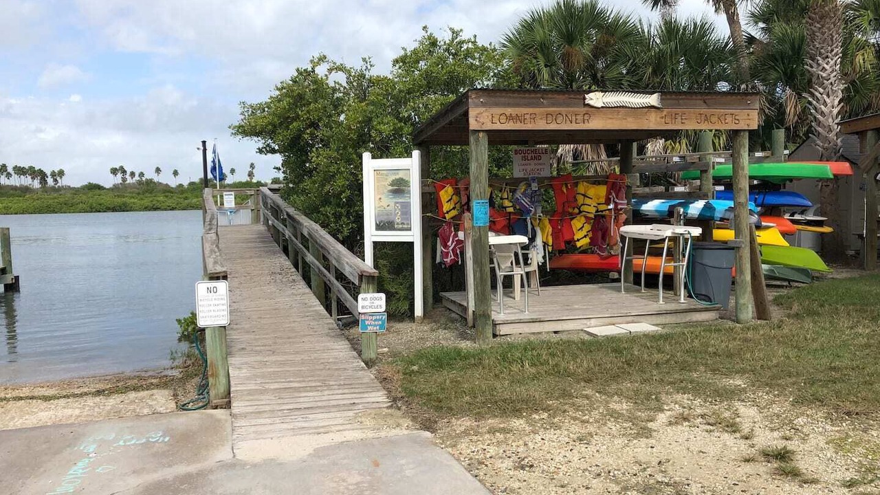 Photo of Others in Bouchelles Island