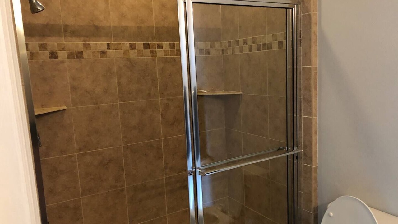 Photo of Bathroom in Bouchelles Island