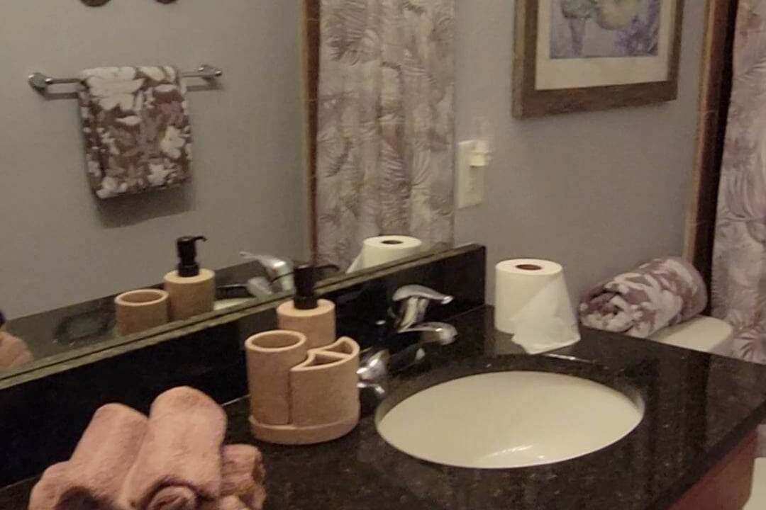 Photo of Bathroom in Bouchelles Island
