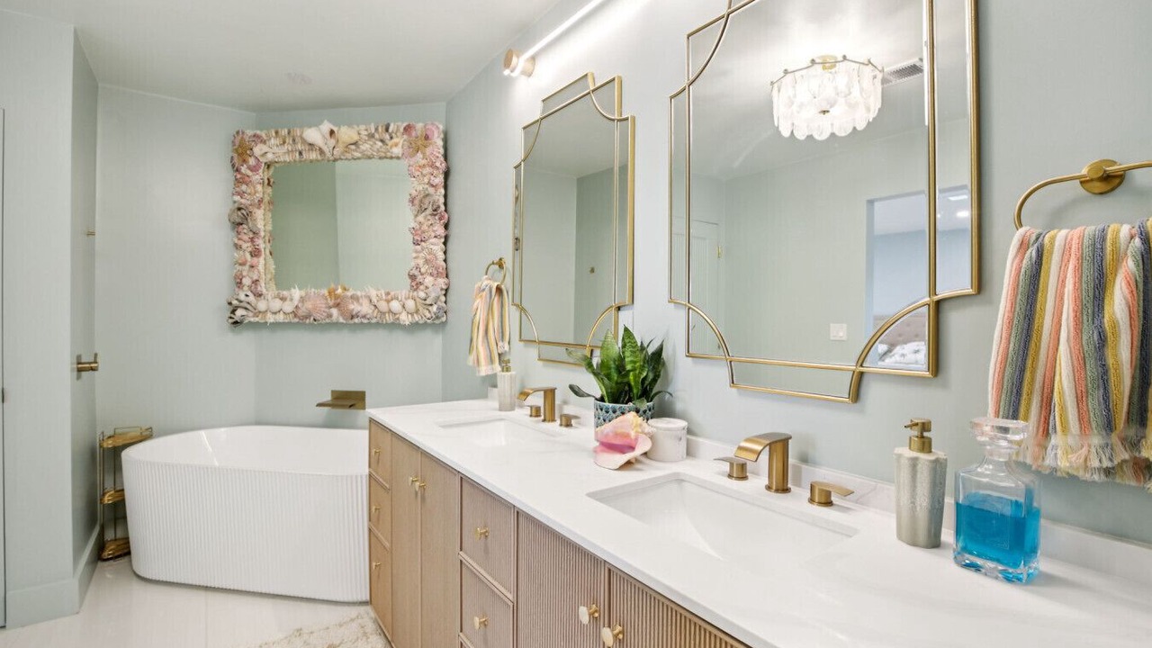 Photo of Bathroom in Longboat Key