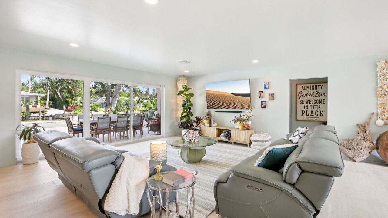 Photo of Livingroom in Longboat Key
