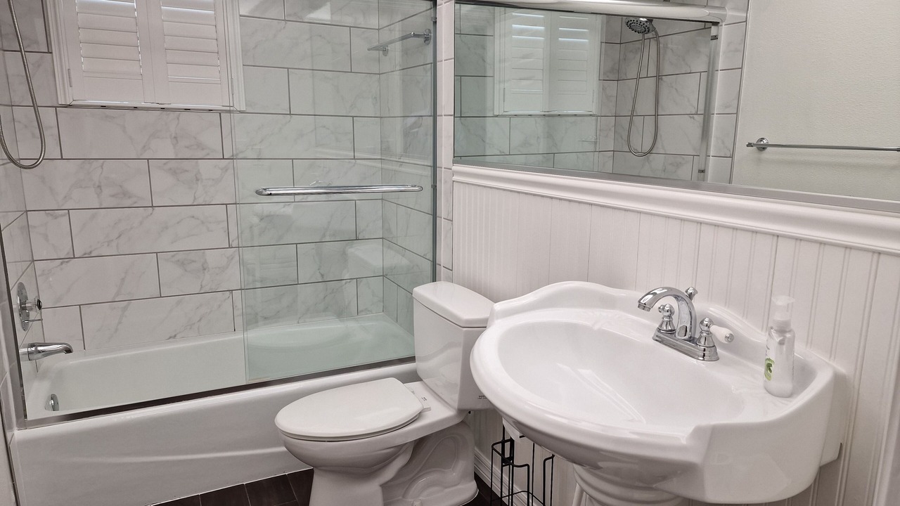 Photo of Bathroom in Ridge Wood Heights