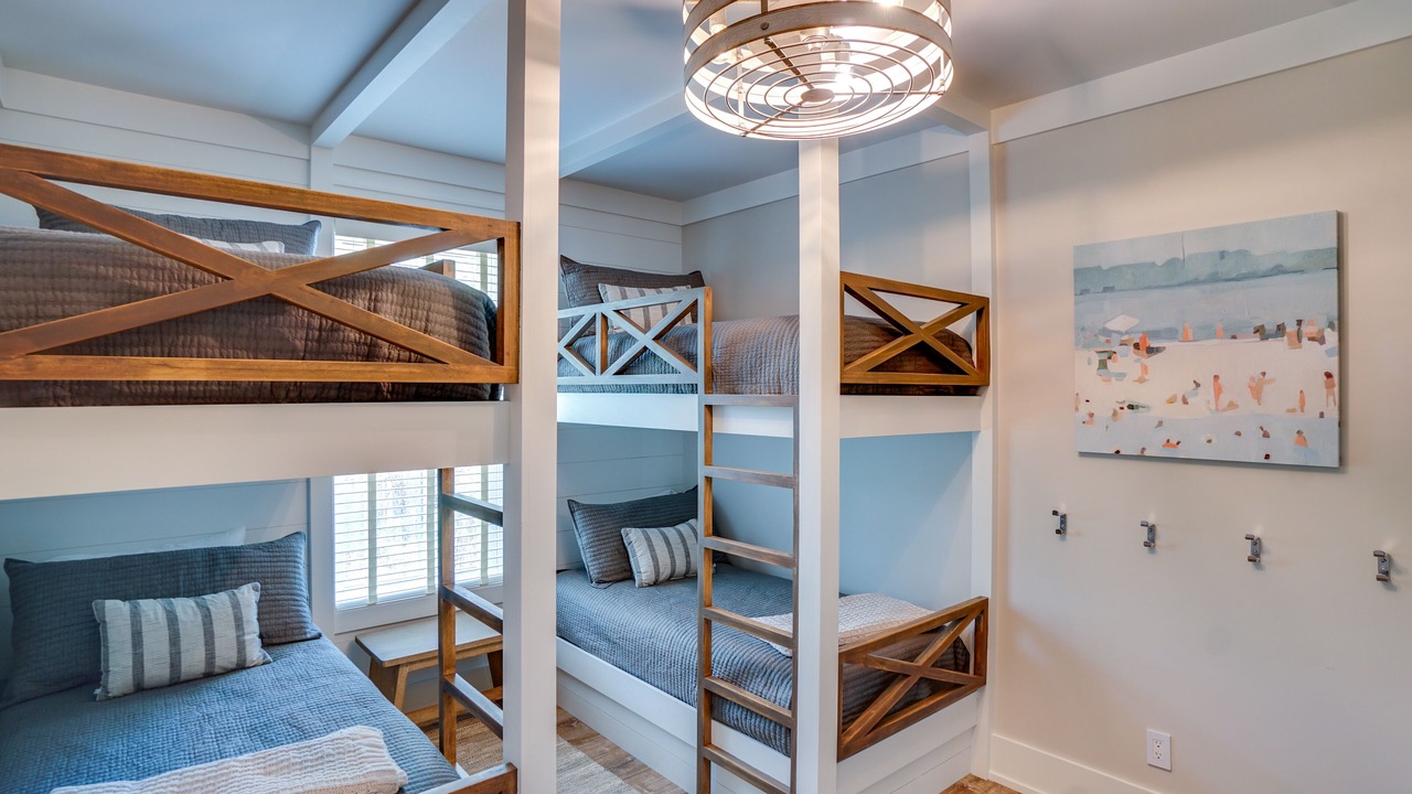 Photo of Bedroom in Seagrove Beach