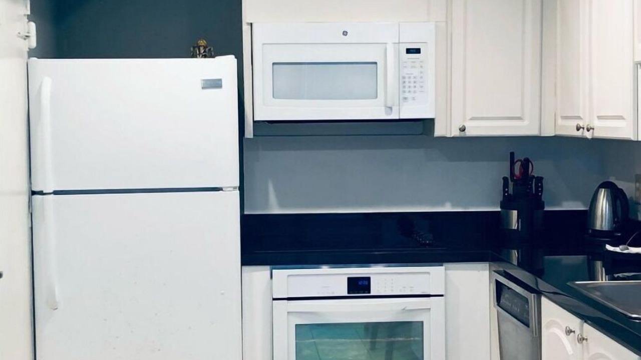 Photo of Kitchen in Hollywood South Central Beach