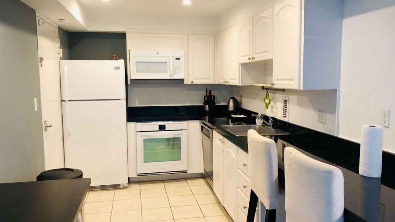 Photo of Kitchen in Hollywood South Central Beach