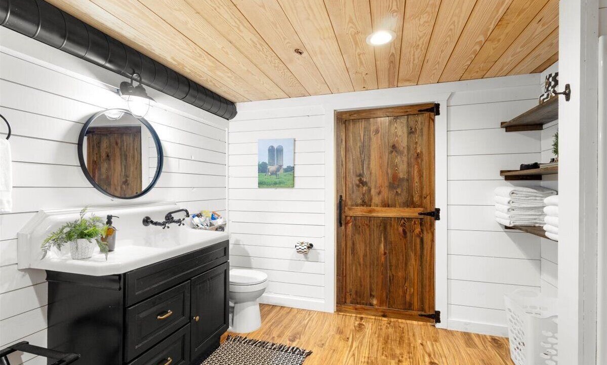 Photo of Bathroom in Marshallville