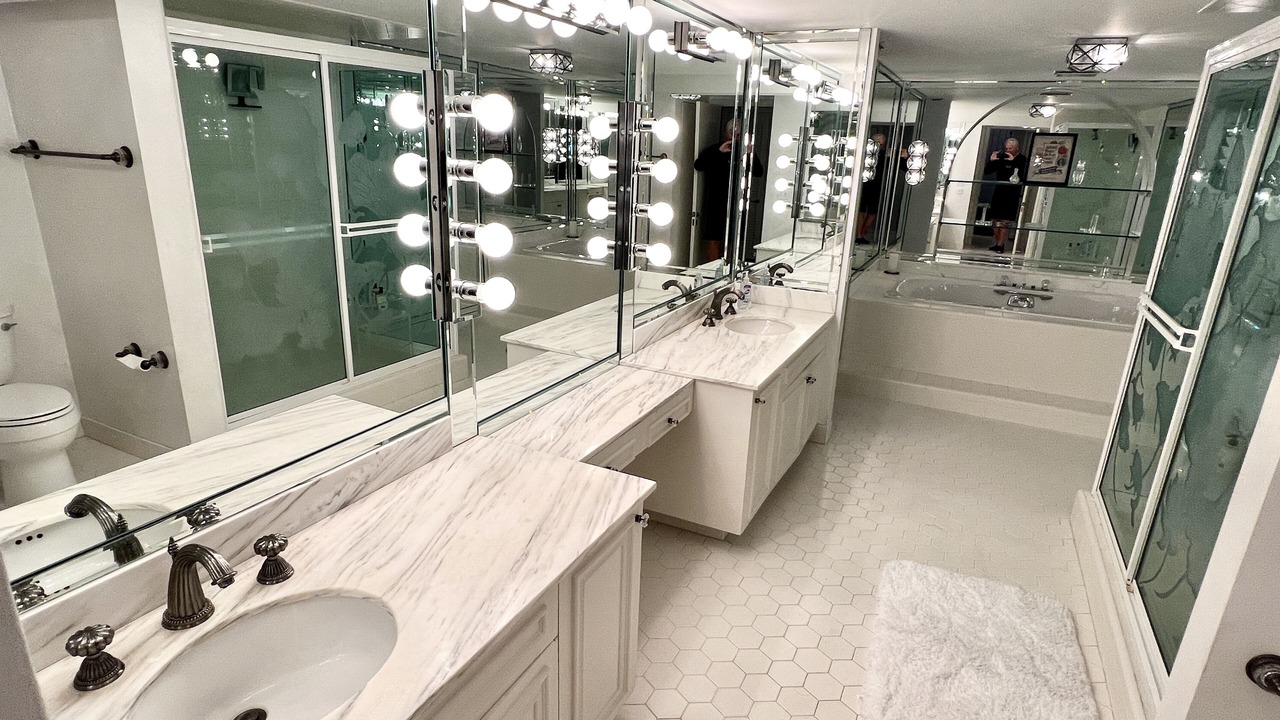 Photo of Bathroom in Longboat Key