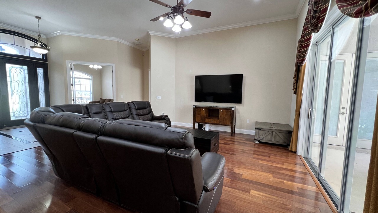 Photo of Livingroom in Wedgefield
