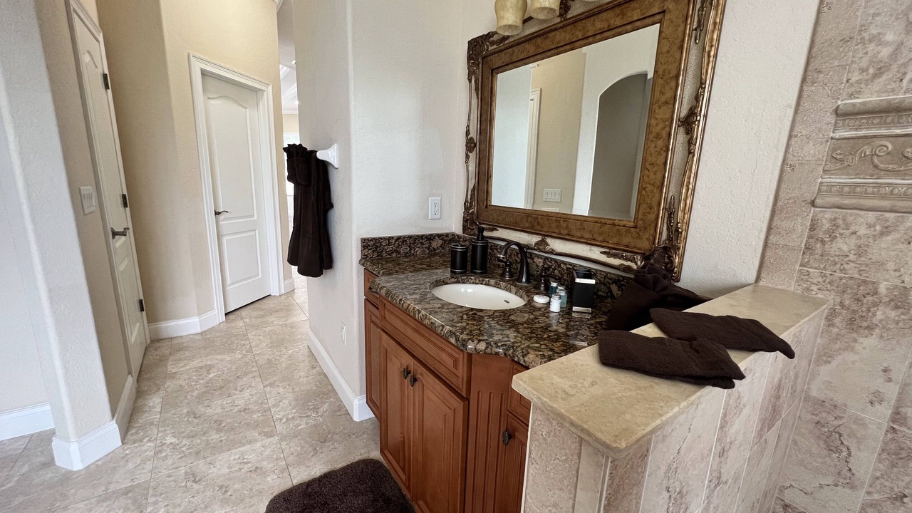 Photo of Bathroom in Wedgefield