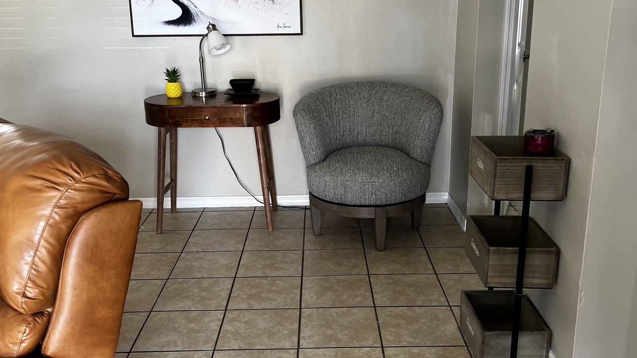 Photo of Livingroom in Candler