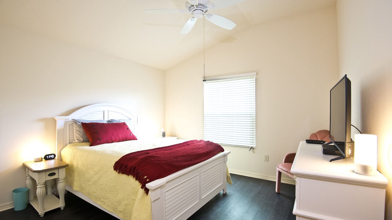 Photo of Bedroom in The Villages