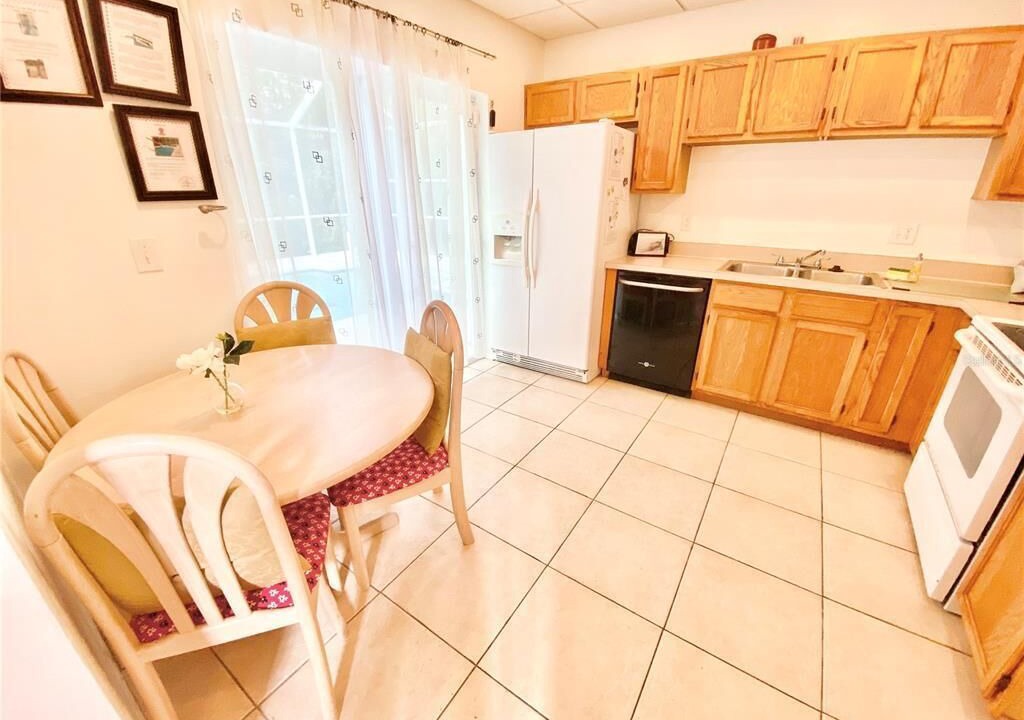 Photo of Kitchen in Windward Cay
