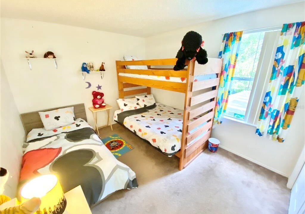 Photo of Bedroom in Windward Cay