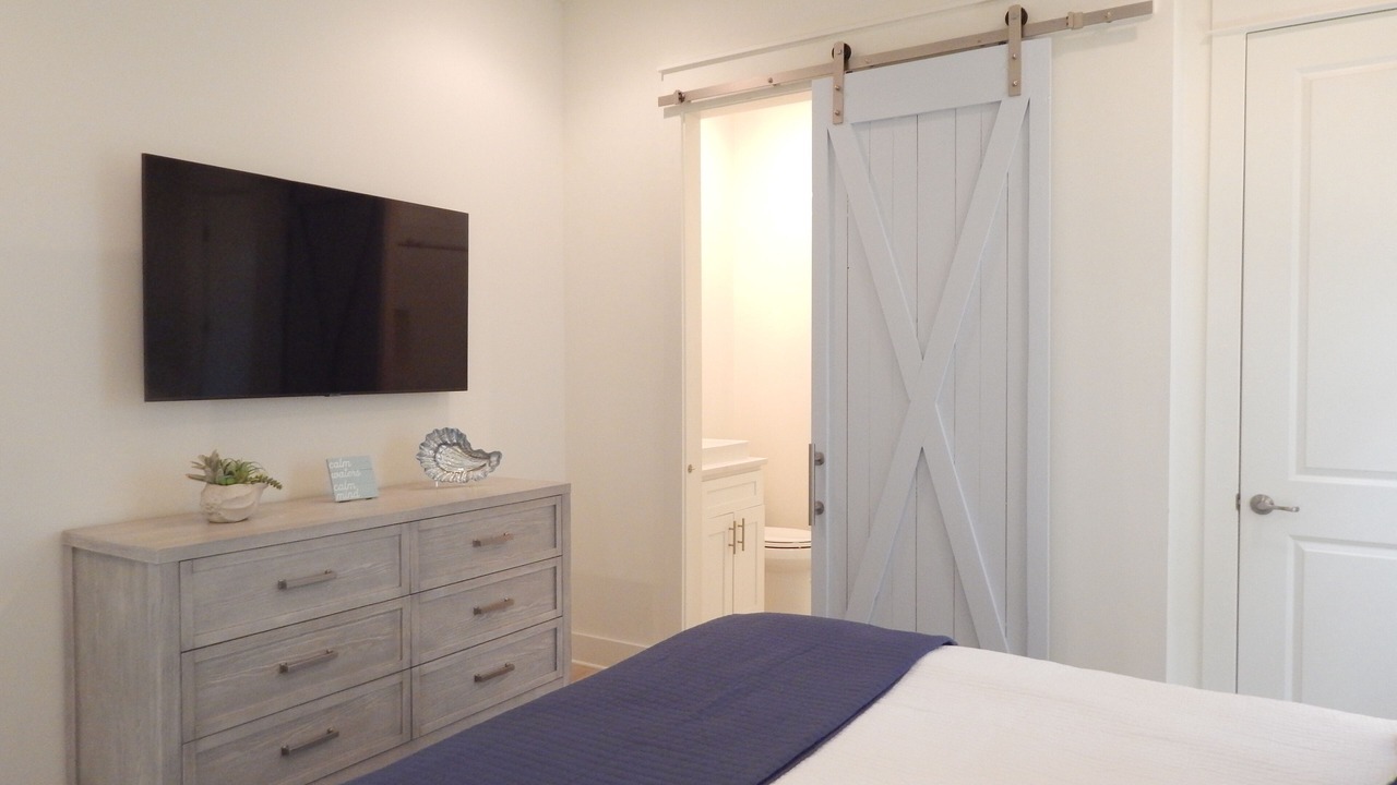Photo of Bedroom in Lakeside at Blue Mountain Beach