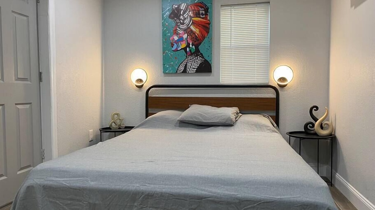 Photo of Bedroom in Tampa Heights