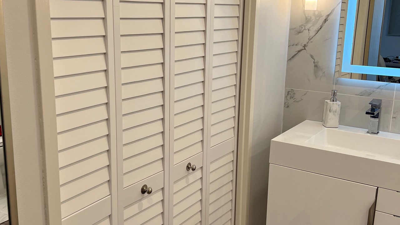 Photo of Bathroom in Hollywood South Central Beach