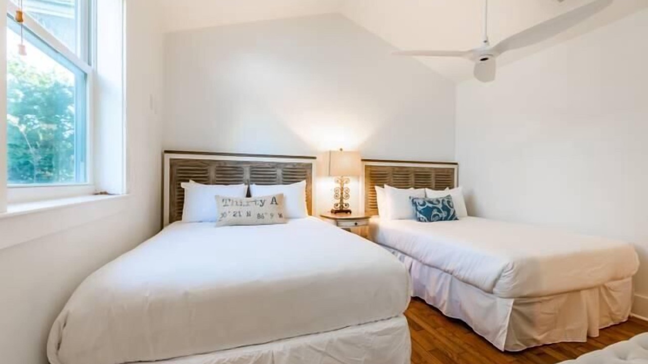 Photo of Bedroom in Gulf Place
