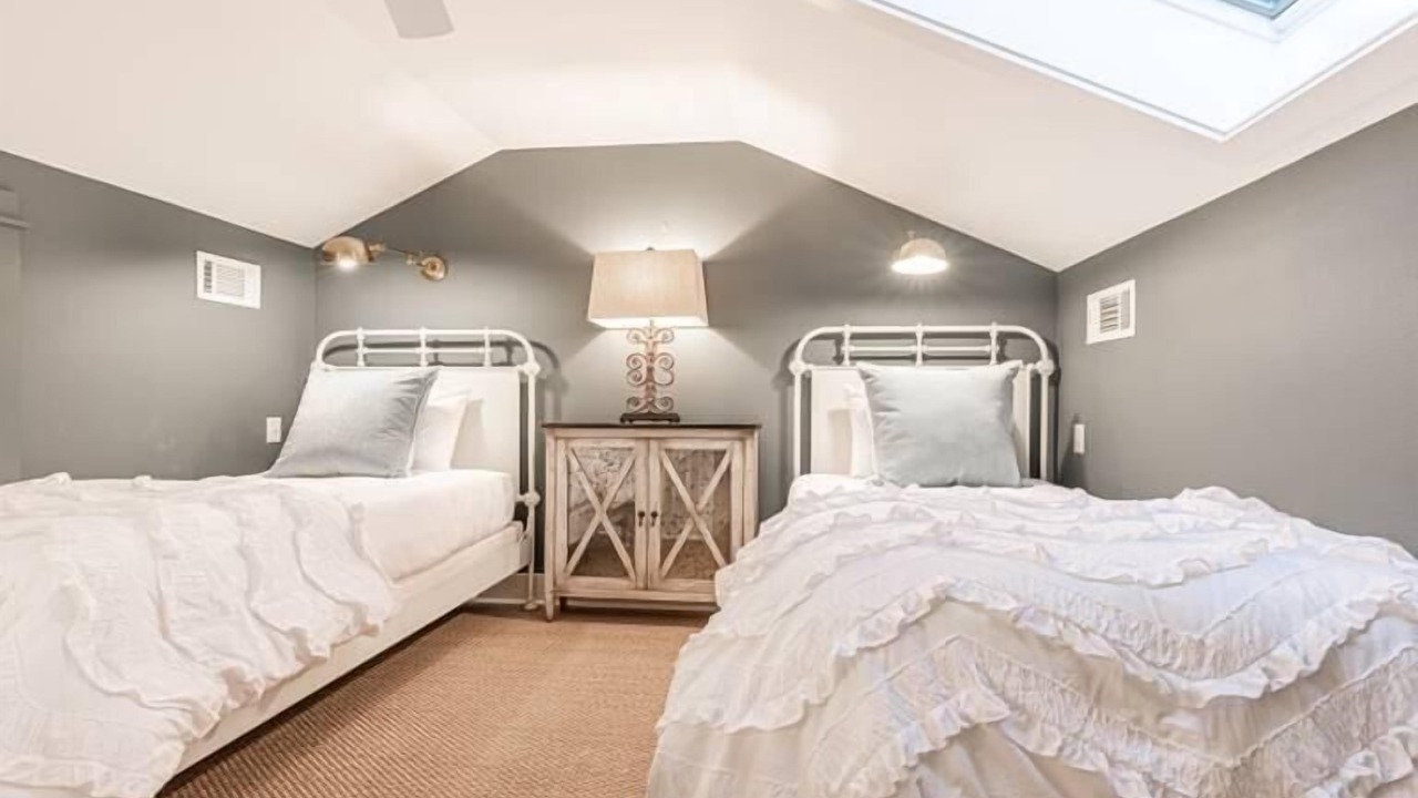 Photo of Bedroom in Gulf Place