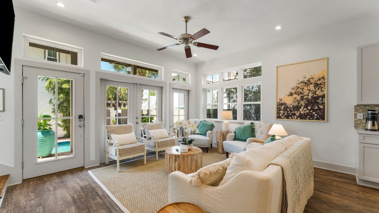 Photo of Livingroom in Rosemary Beach