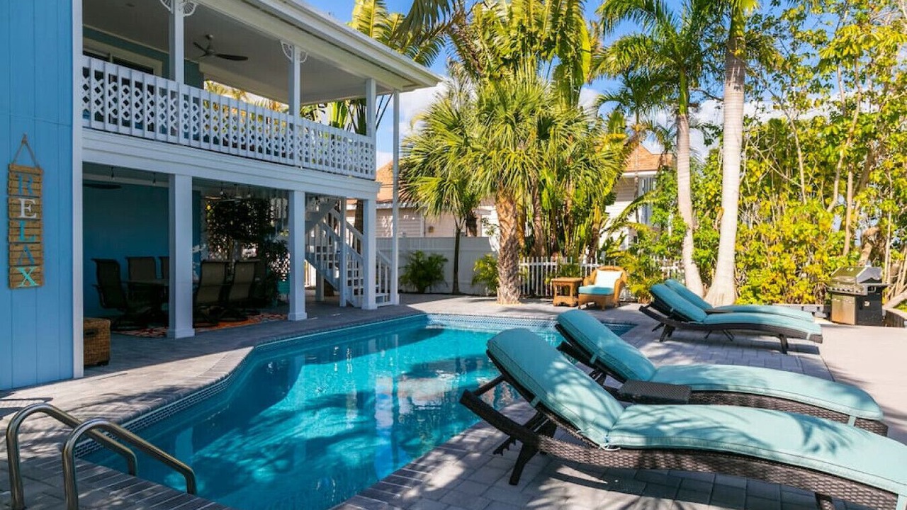 Photo of Outdoor in Mid Island