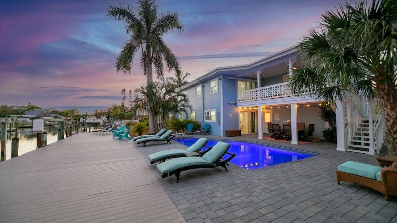 Photo of Outdoor in Mid Island