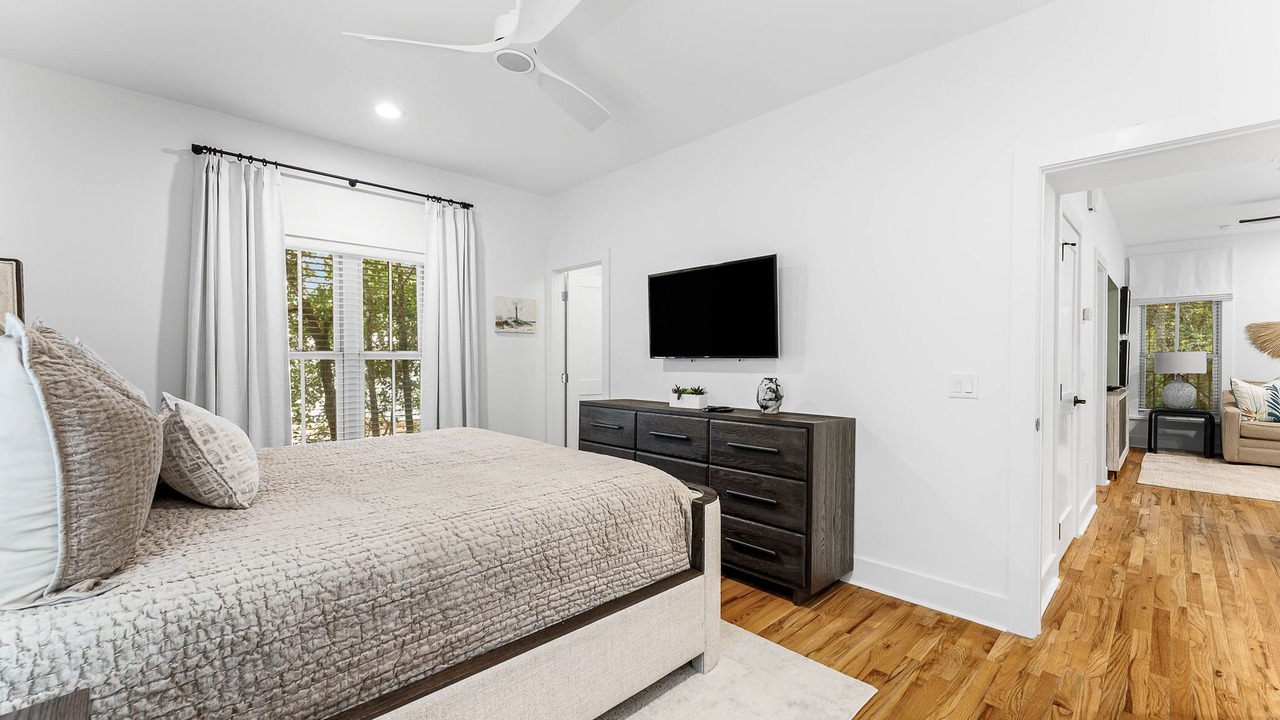 Photo of Bedroom in Seacrest