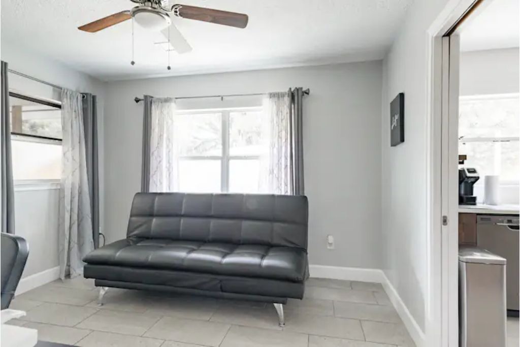 Photo of Livingroom in Gainesville