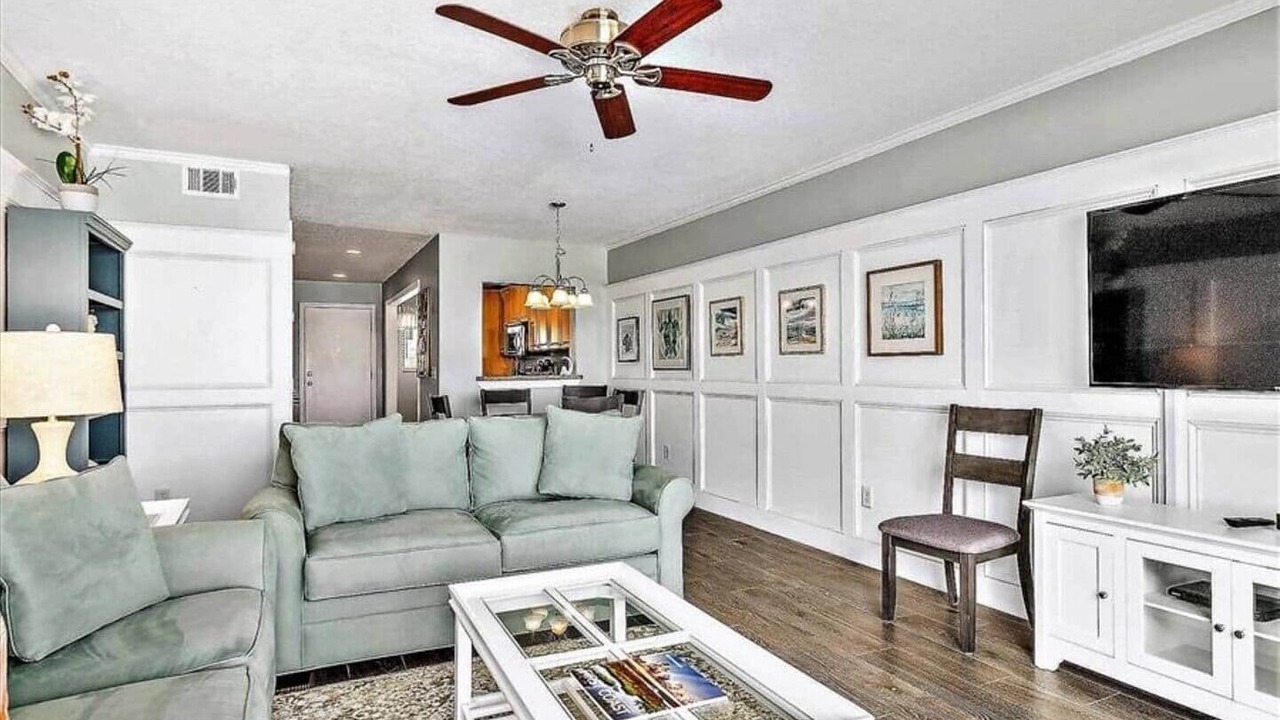 Photo of Bedroom in Crescent Beach