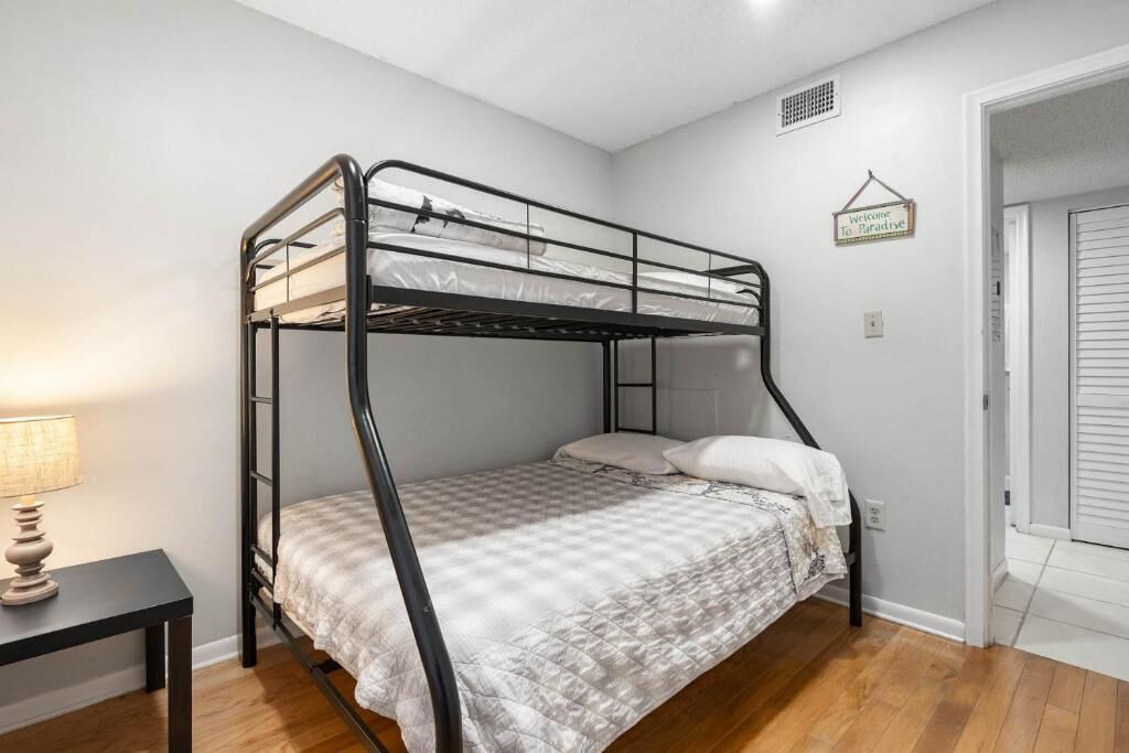 Photo of Bedroom in Ventura