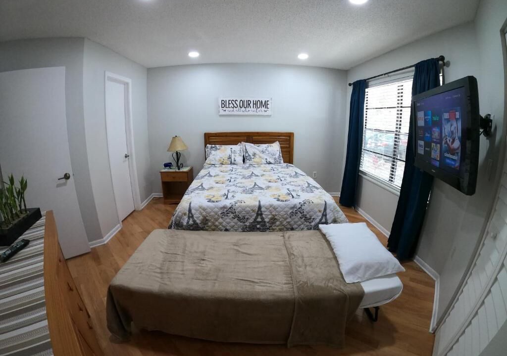 Photo of Bedroom in Ventura