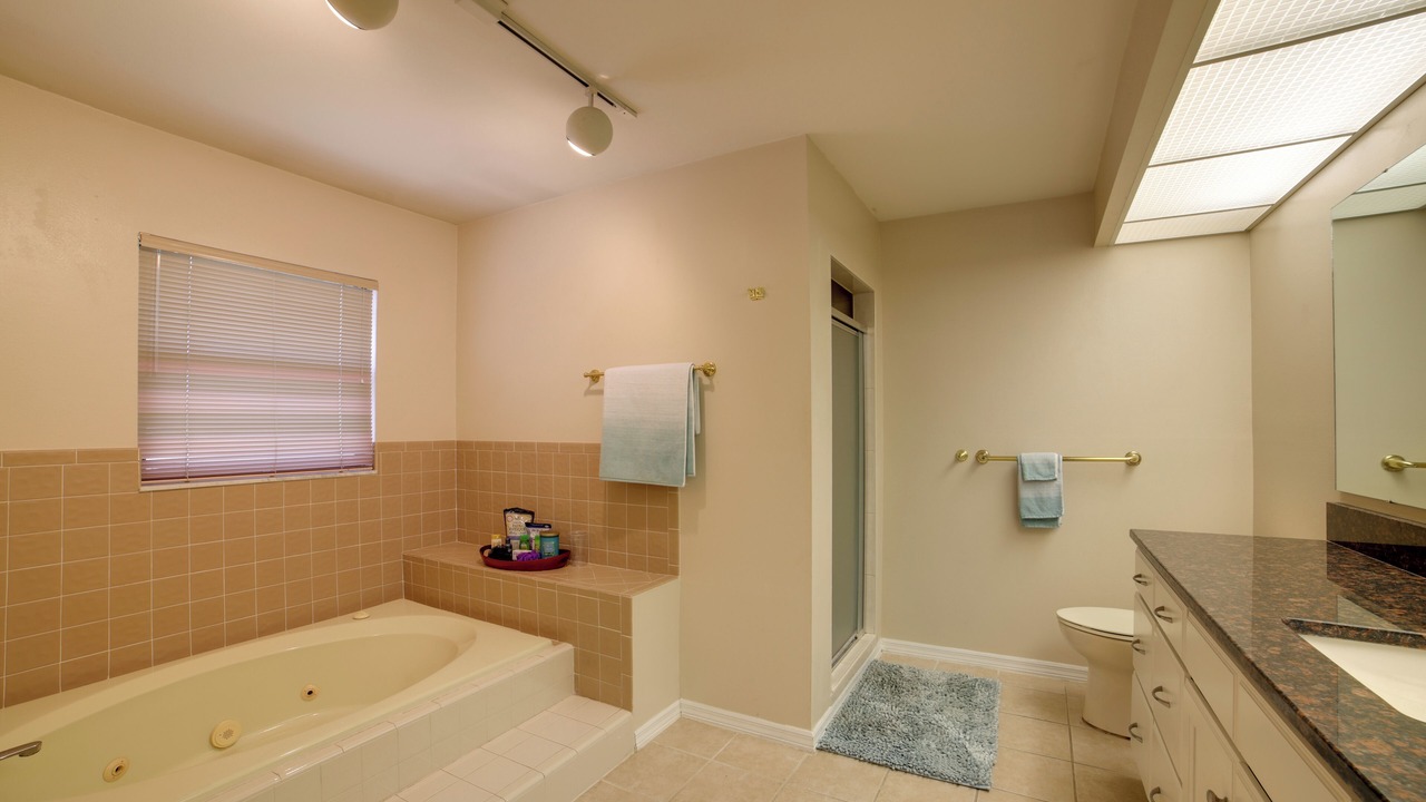 Photo of Bathroom in Greater Northdale