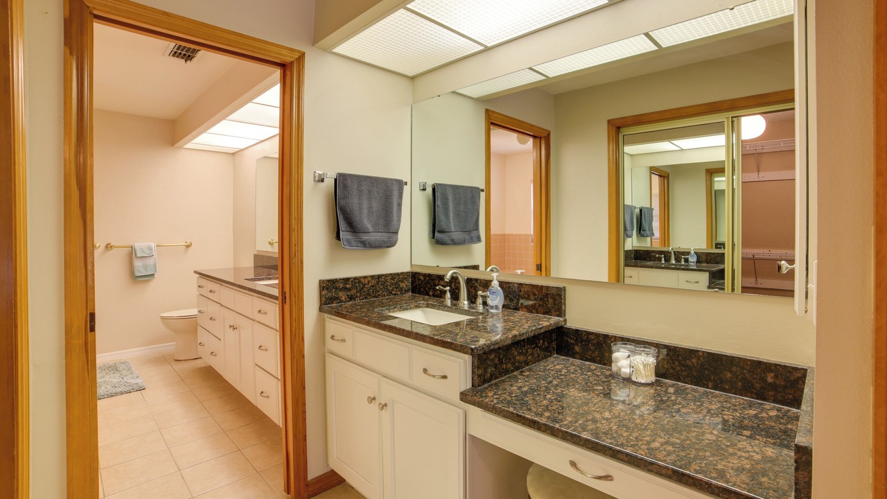 Photo of Bathroom in Greater Northdale