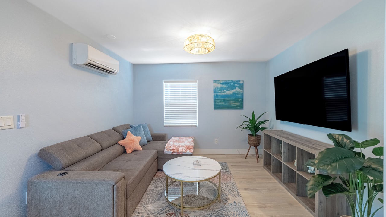 Photo of Livingroom in Lake Worth
