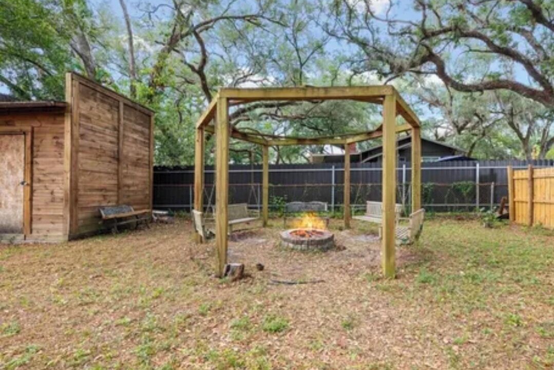 Photo of Outdoor in Temple Crest