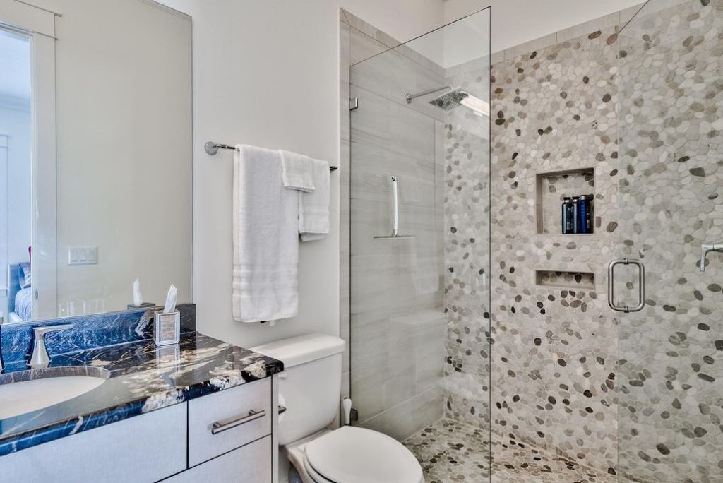 Photo of Bathroom in Miramar Beach
