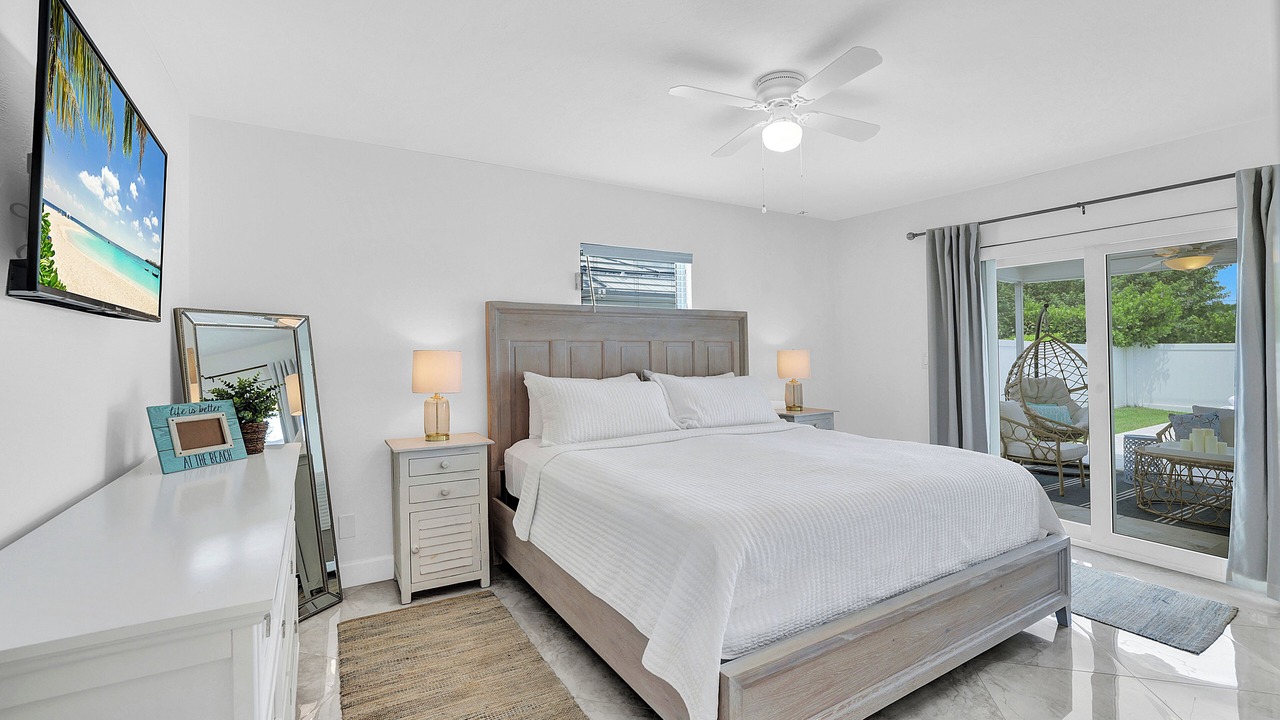 Photo of Bedroom in Naples Park