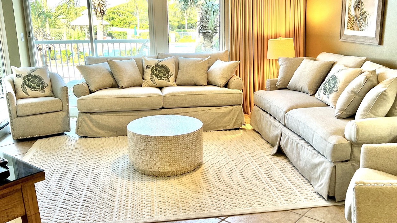 Photo of Livingroom in Miramar Beach