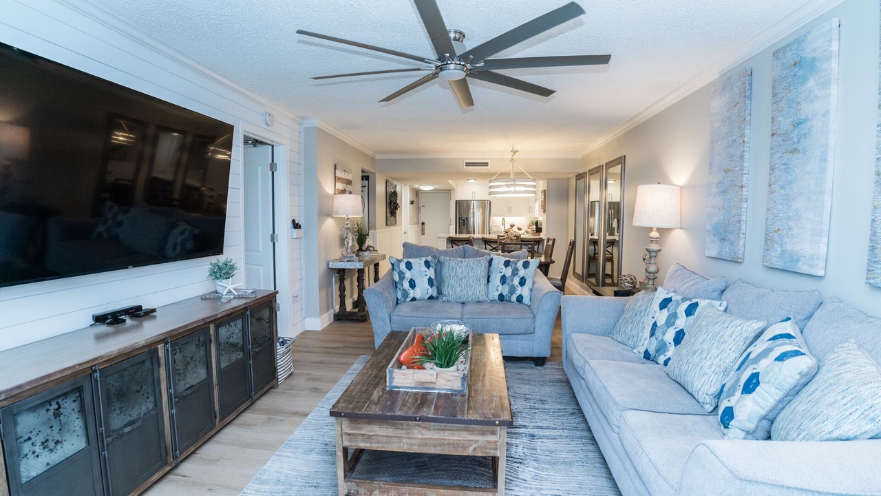 Photo of Livingroom in Gulf Lagoon Beach
