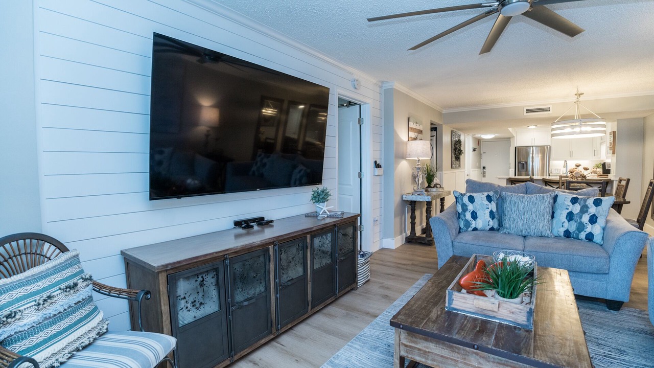 Photo of Livingroom in Gulf Lagoon Beach