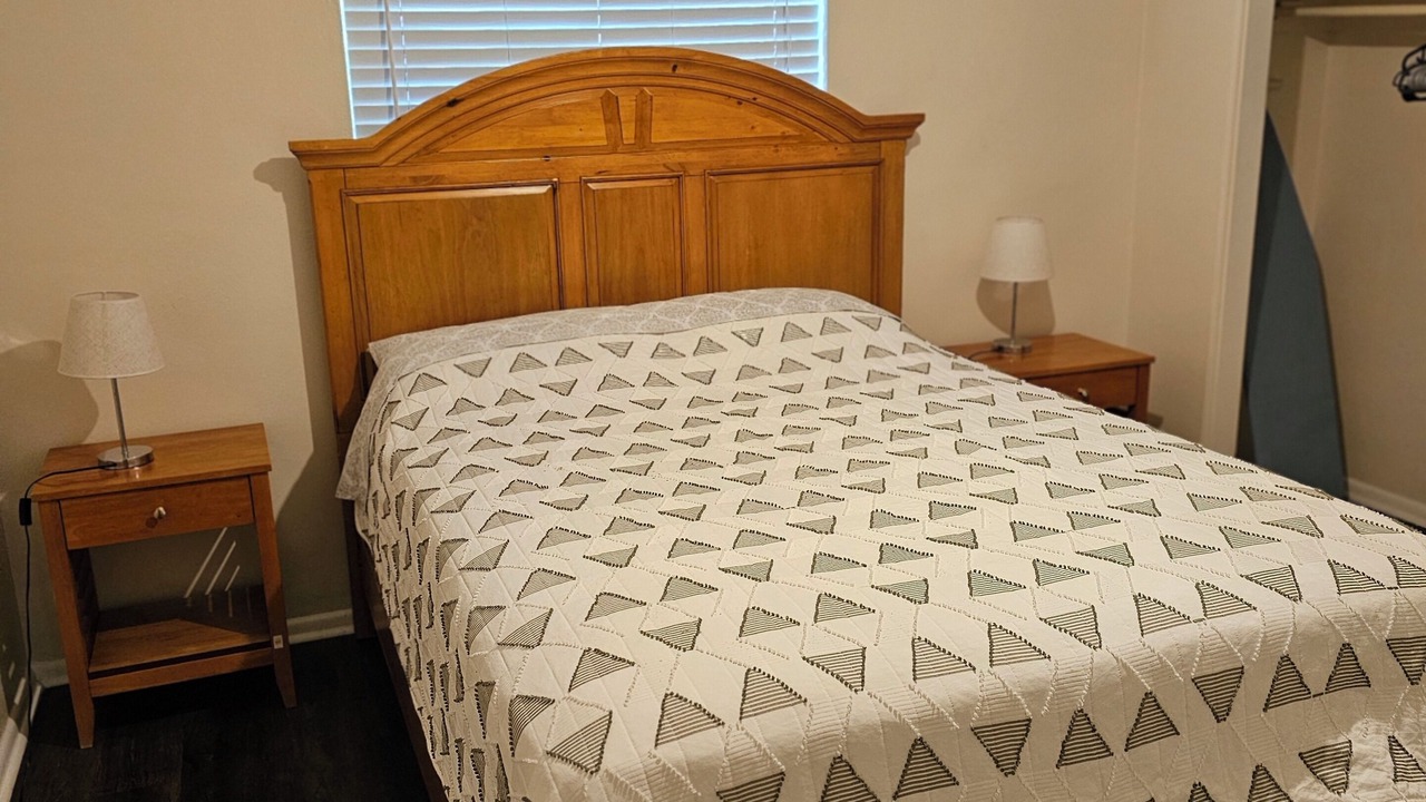 Photo of Bedroom in Fairview Shores