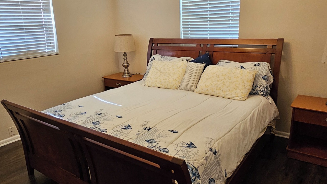 Photo of Bedroom in Fairview Shores