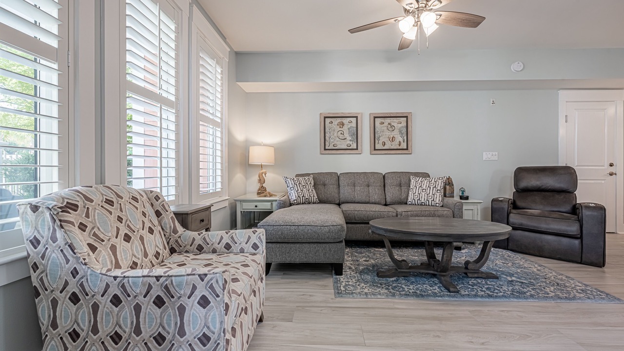 Photo of Livingroom in Baytowne Wharf